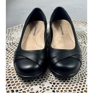Women Lightweight Ballet Flats Dressy/ Casual Black Flat Shoes Sz 8M 3334